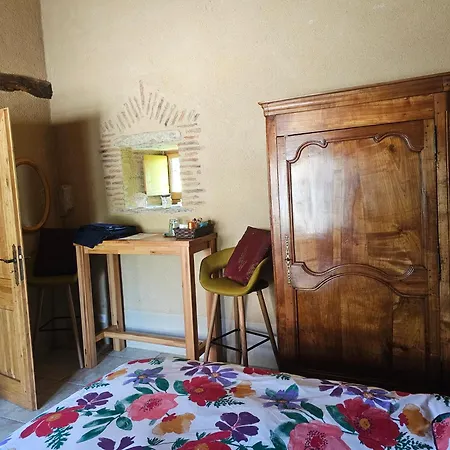 Entre Pierres Et Legendes 卡加克